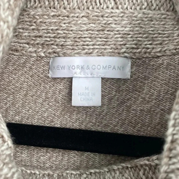 New York & Company Three Quarter Sleeve Knit Braided Turtleneck Tan Sweater M - Picture 3 of 11